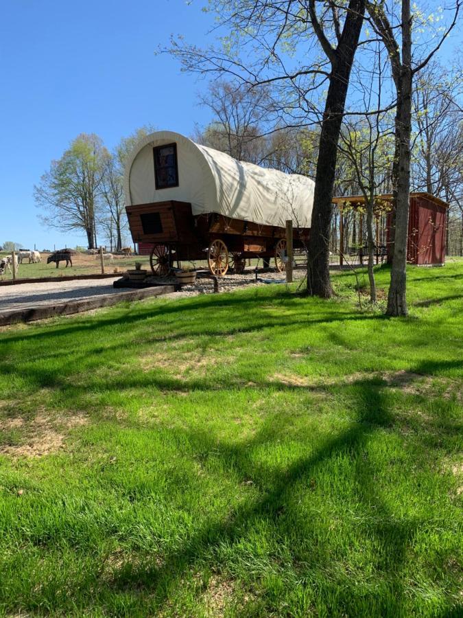 Ultimate Covered Wagon Pioneers Paradise Brownsville エクステリア 写真